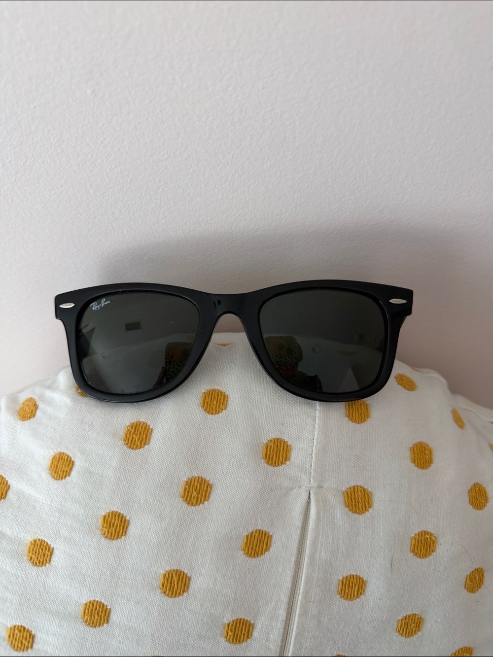 Ray-Ban Black Frame Sunglasses with Green Lenses - Picture 3 of 3